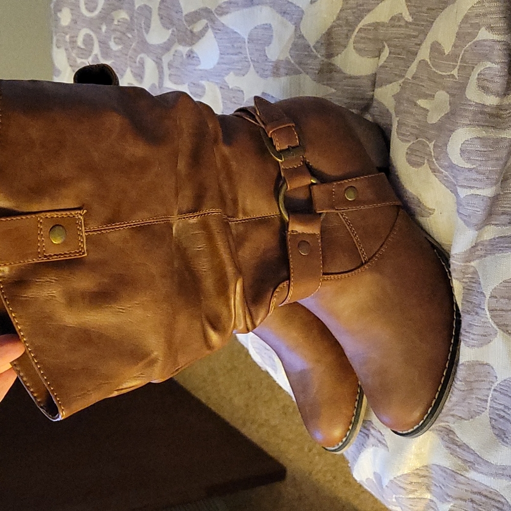 Size 9/brown/only worn once